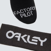 Cargar imagen en el visor de la galería, Calceta Oakley Adapting RC