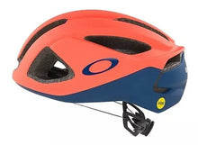 Cargar imagen en el visor de la galería, Casco Oakley ARO3 Mips