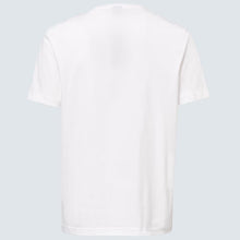 Cargar imagen en el visor de la galería, Playera Oakley Ribbon B1B Tee