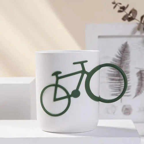 Taza con patrón de bicicleta