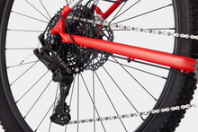 Cargar imagen en el visor de la galería, Bicicleta Cannondale Trail 5 Rally Red R-29 T-Mediana
