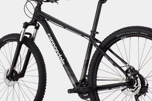 Bicicleta Cannondale Trail 7 Black R-29 T-Mediana